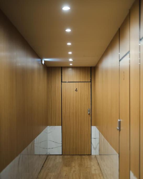 Central, Spacious Studio 5 Min Walk To Acropolis 雅典 外观 照片